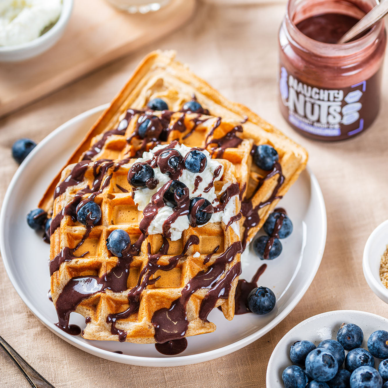 Vegane Haferwaffeln mit Blueberry Bash