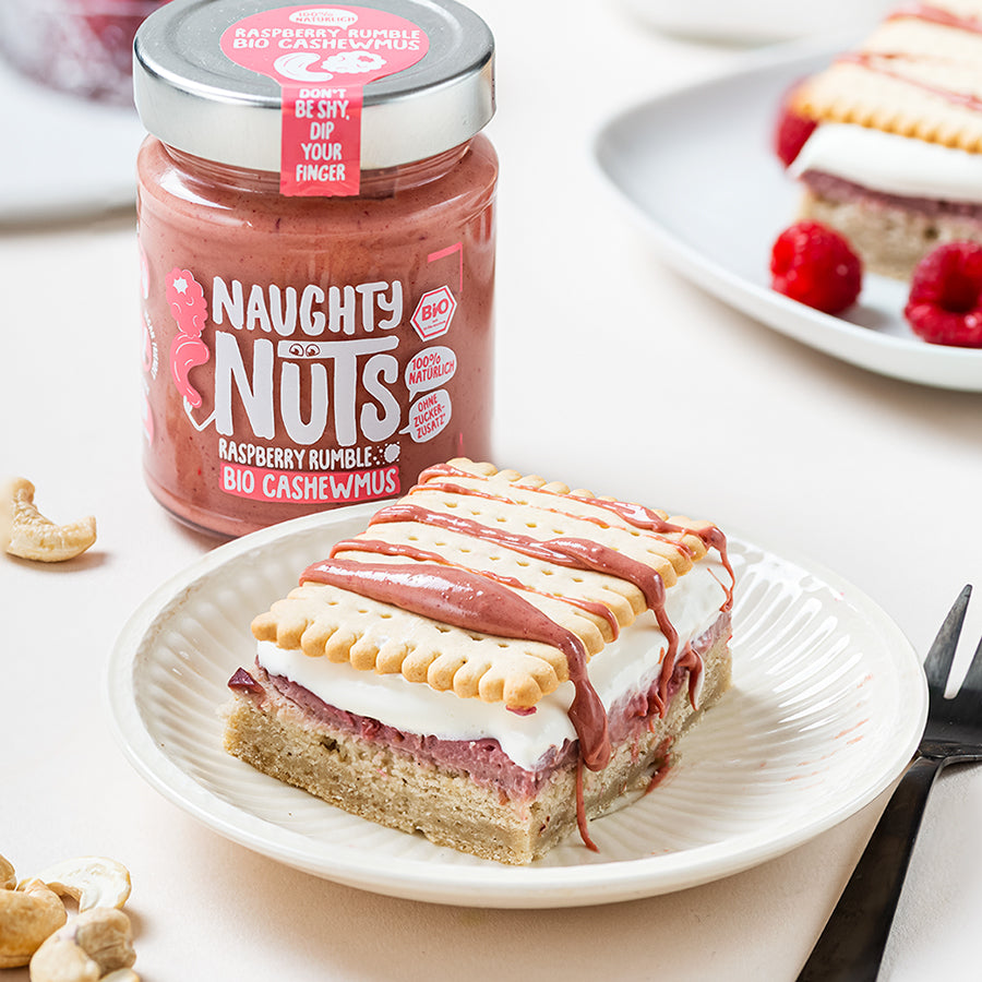 Vegane Himbeerbutterkeksschnitte mit Raspberry Rumble und Naughty Nuts BIO Cashewmus Raspberry Rumble