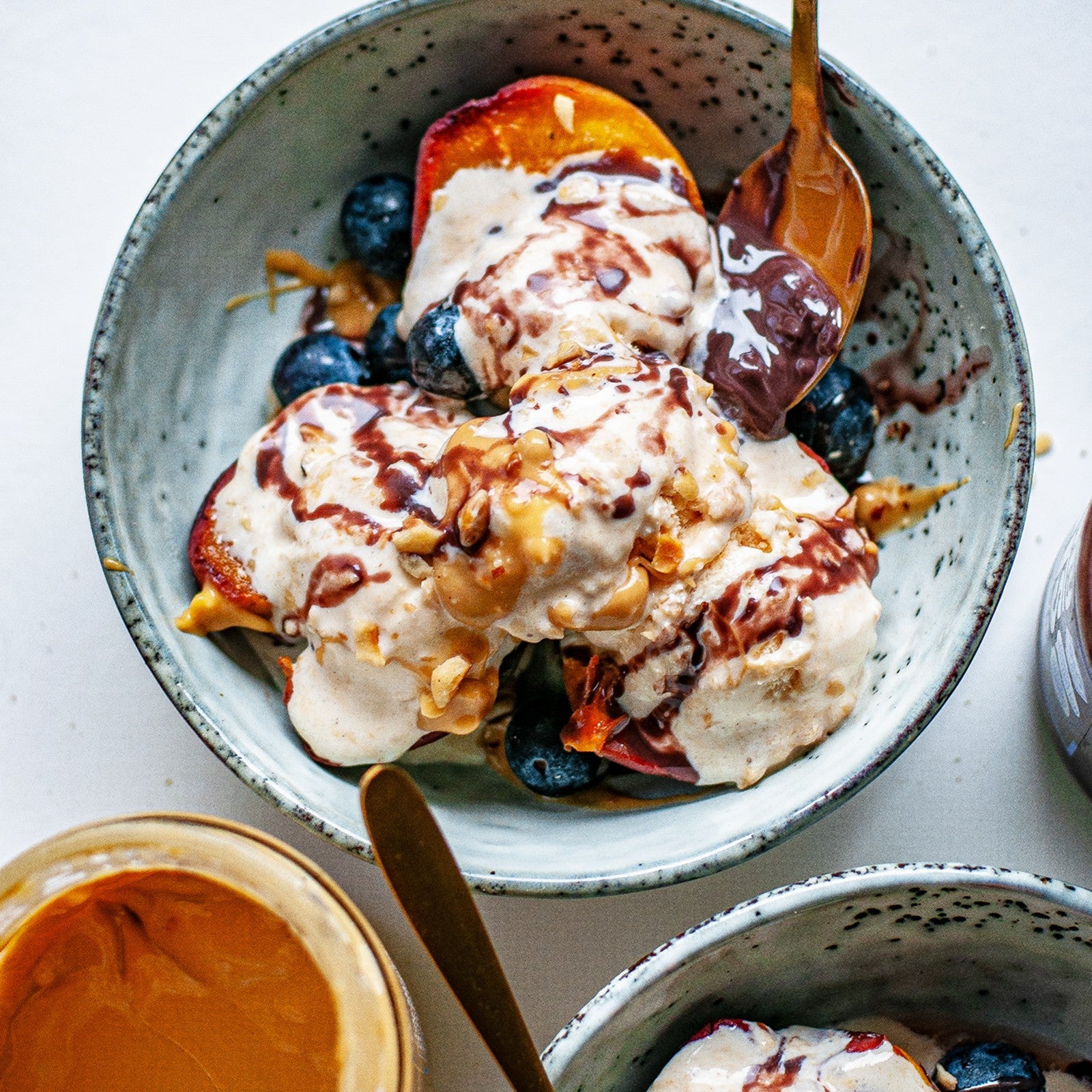 gegrillte Pfirsische